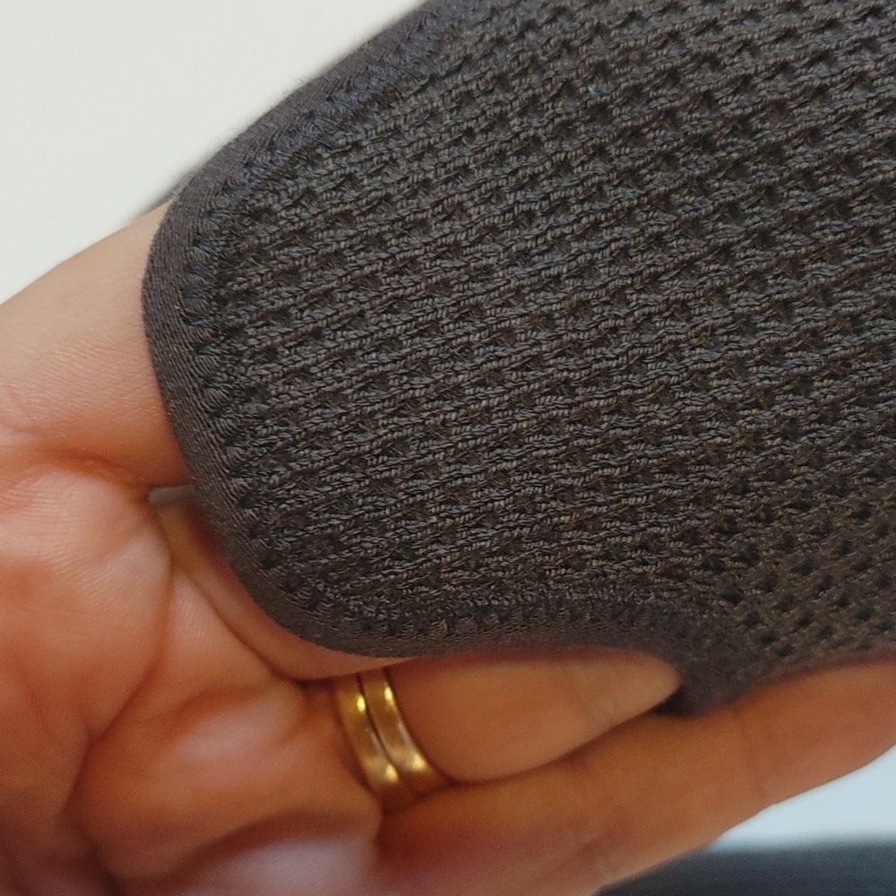 Allbirds Slip On Sneakers - Picture 9 of 9